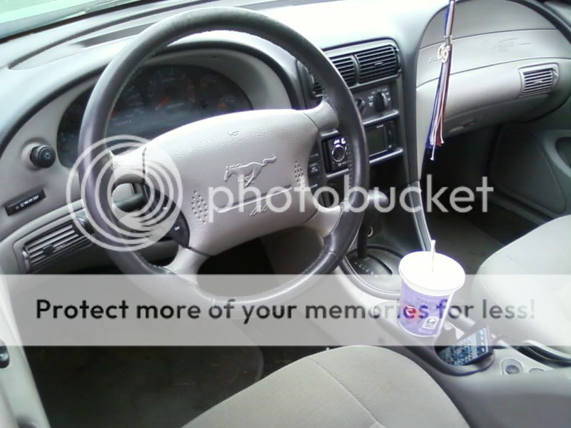 Louisville, KY event pics and vids Competitors Corner 1 Car Audio